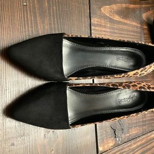 Jessica Simpson Two Tone Black and Leopard Heels size 7